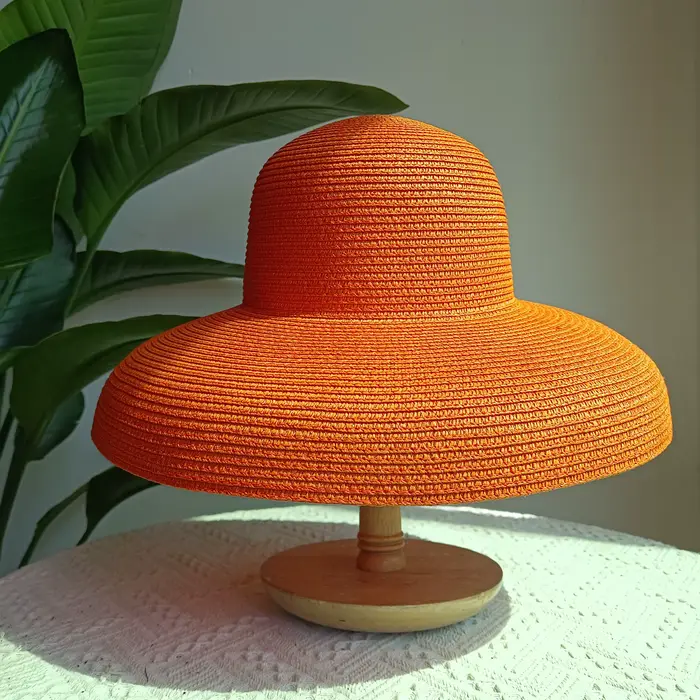 Chapeau Orange 2025 nouveau
