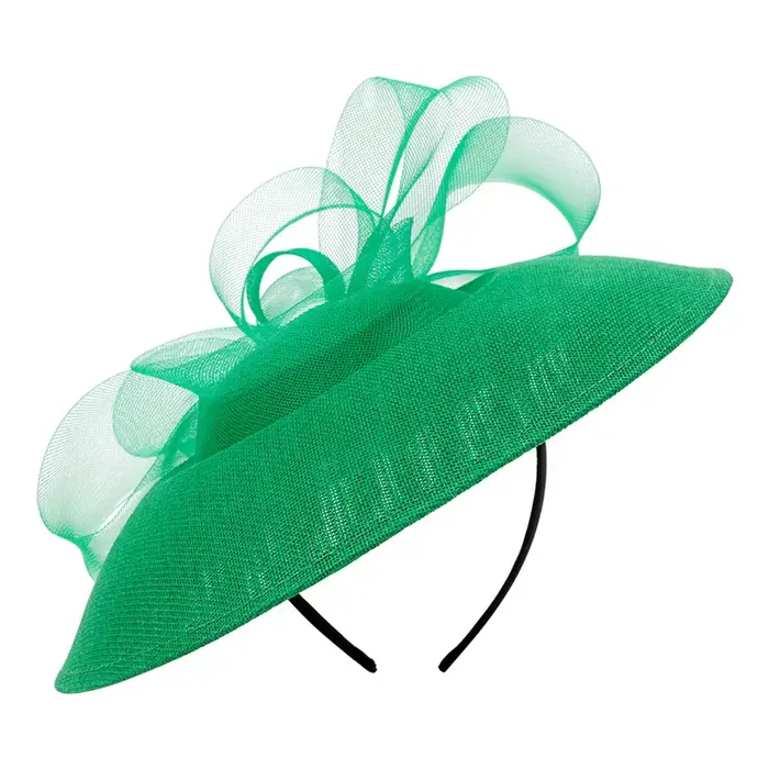 Chapeau fascinateur de luxe vert violet bleu
