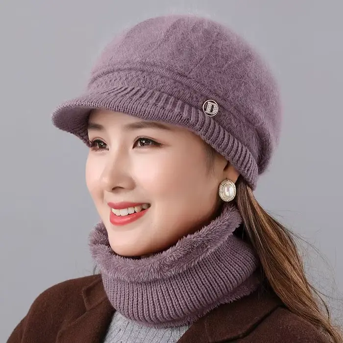 Bonnet en fourrure de lapin tricoté chaud pour femme tendance et polyvalent pour l'automne et l'hiver occassions quotidiennes et voyages