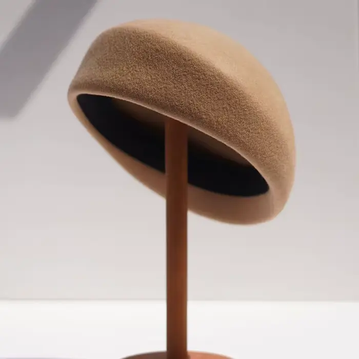 Béret en feutre de laine de style français pour femmes