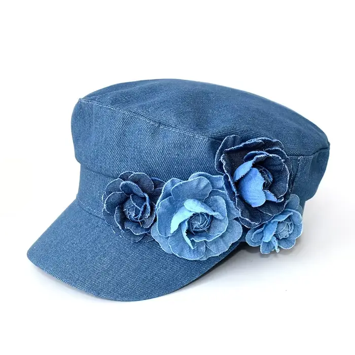 Béret en jean tendance avec fleur tridimensionnelle, chapeau de soleil à calotte plate, qui affine l