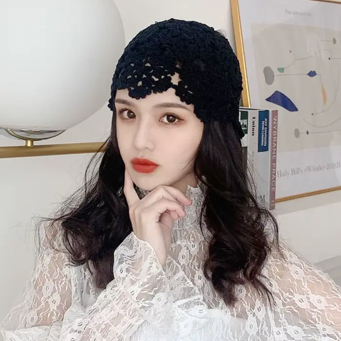Chapeau respirant évidé avec des fleurs pour femmes