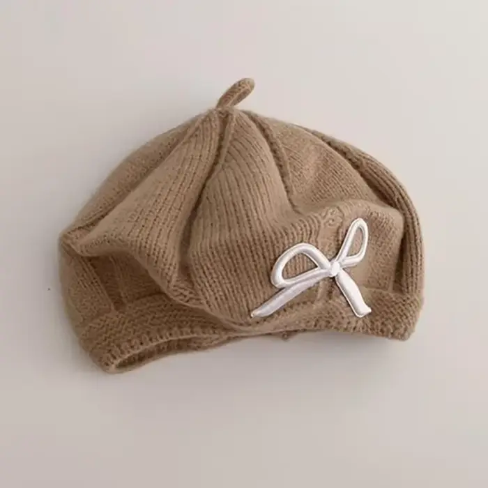 Béret pour filles, chapeau tricoté en laine avec nœud brodé, mignon pour enfants, casquette chaude d