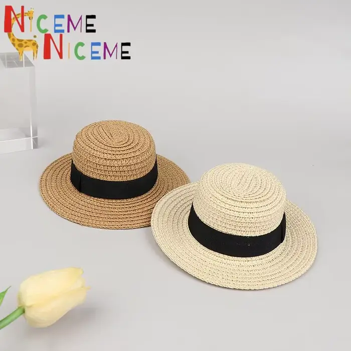 Chapeau de soleil mignon en paille pour poupée Blyth accessoire de décoration pour maison de poupées occasions estivales ``` 这段HTML描述了一个适合Blyth玩偶的可爱太阳帽，并强调了它的装饰性和实用性。最后一行给出了一个SEO友好的标题，包含产品特点、用途和适用场合。