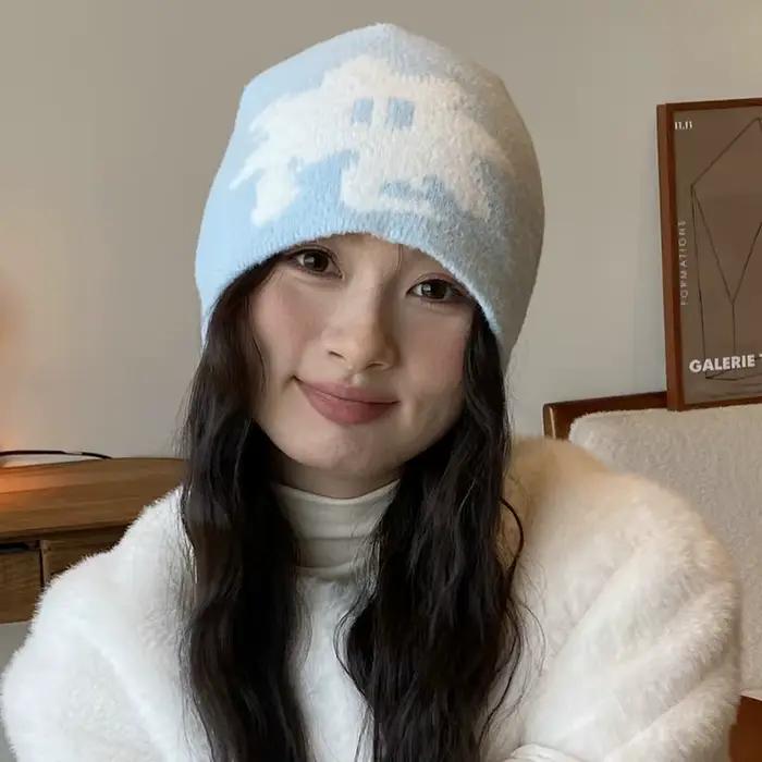 Chapeau tricoté graphique KINIJA pour femmes et hommes, design moderne, accessoire mode coréenne et streetwear, polyvalent et durable pour toutes les saisons