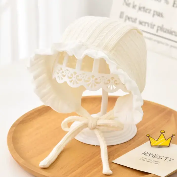 Bonnet en dentelle pour bébé fille, couvre-chef en coton solide, protège les oreilles du nouveau-né,