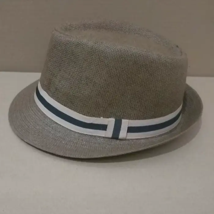 Chapeau d'été tendance pour homme 2026