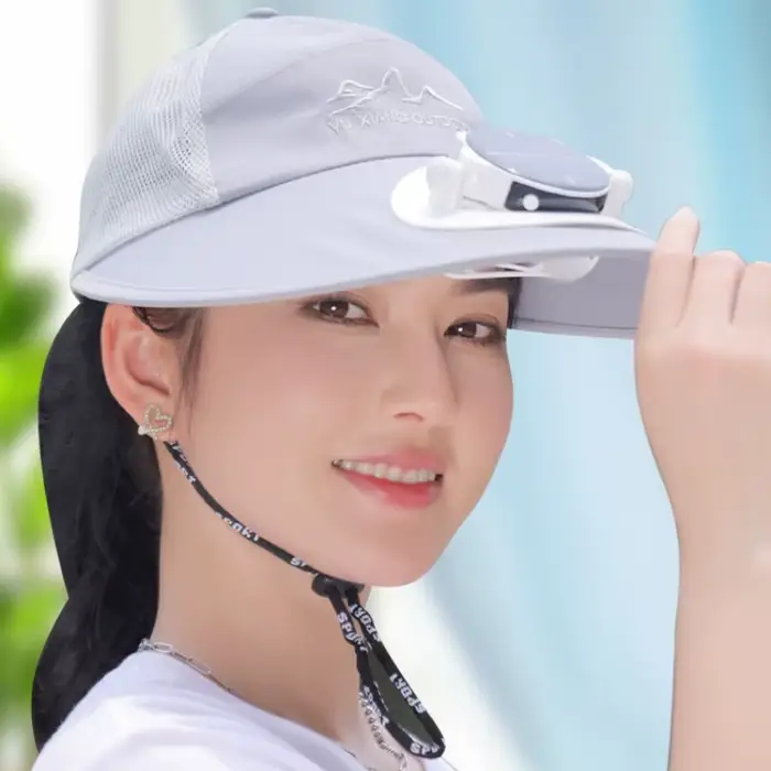 Chapeau de pêche avec ventilateur pour homme et femme protection solaire extérieure en toile coton polyester couleur noir gris foncé et clair style moderne fraicheur été activités de plein air