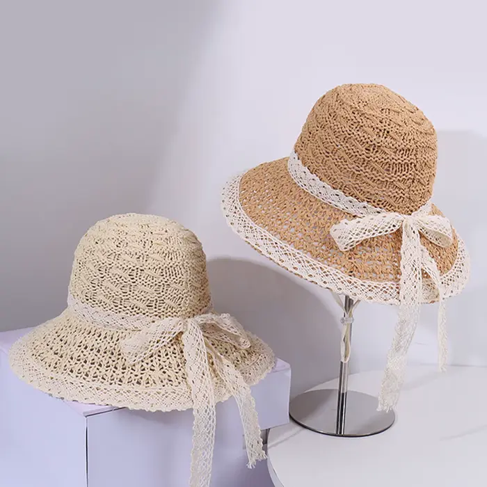 Chapeau seau en paille élégant avec nœud en dentelle pour femmes