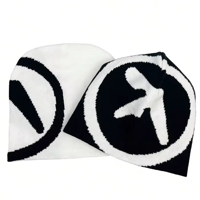 Bonnet tricoté gothique en fibre acrylique avec étoile design streetwear pour femmes occasions décontractées hiver