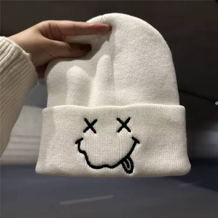 Chapeau tricoté brodé souriant pour hommes et femmes, chapeau chaud de cyclisme, chapeau froid de sp