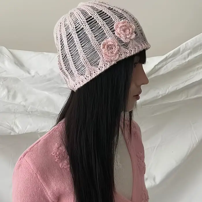 Ins doux 3D fleur conception creux rose tricoté chapeaux femmes printemps et été Niche personnalité polyvalent mode bonnets casquette