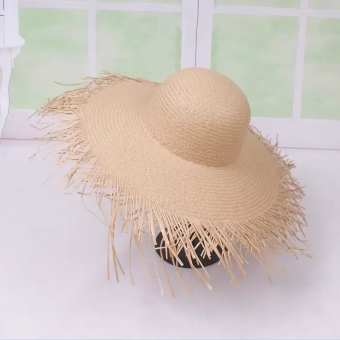 Chapeau de Paille en Papier Raphia