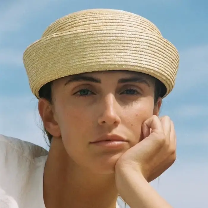 Chapeau de soleil en paille naturelle pour femme