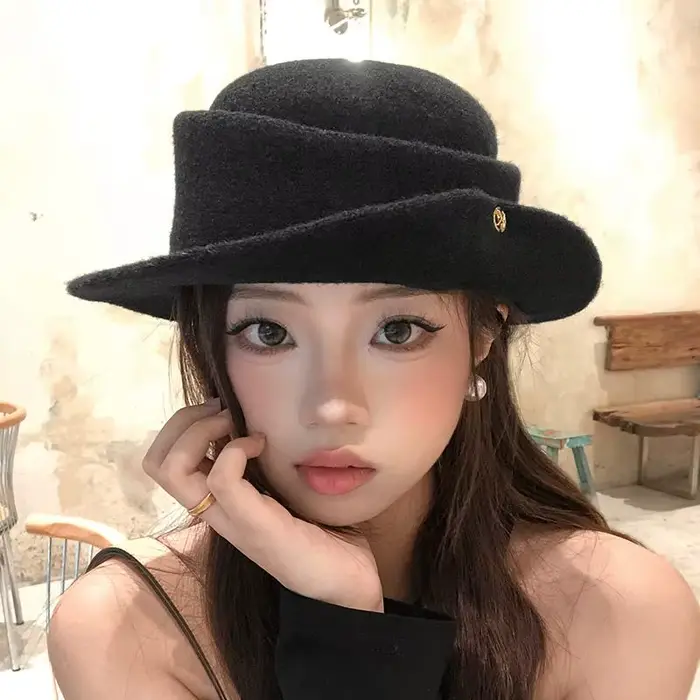 Chapeau en laine noir à bord roulé style rétro élégant pour homme et femme toutes saisons extérieur