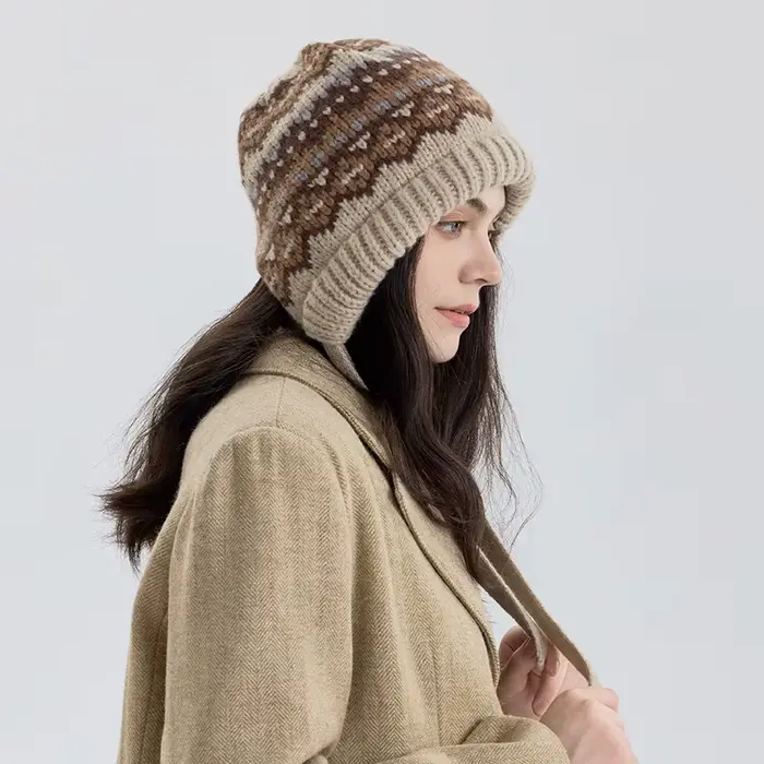 Bonnet Cozy Fair Isle pour femme avec protège-oreilles