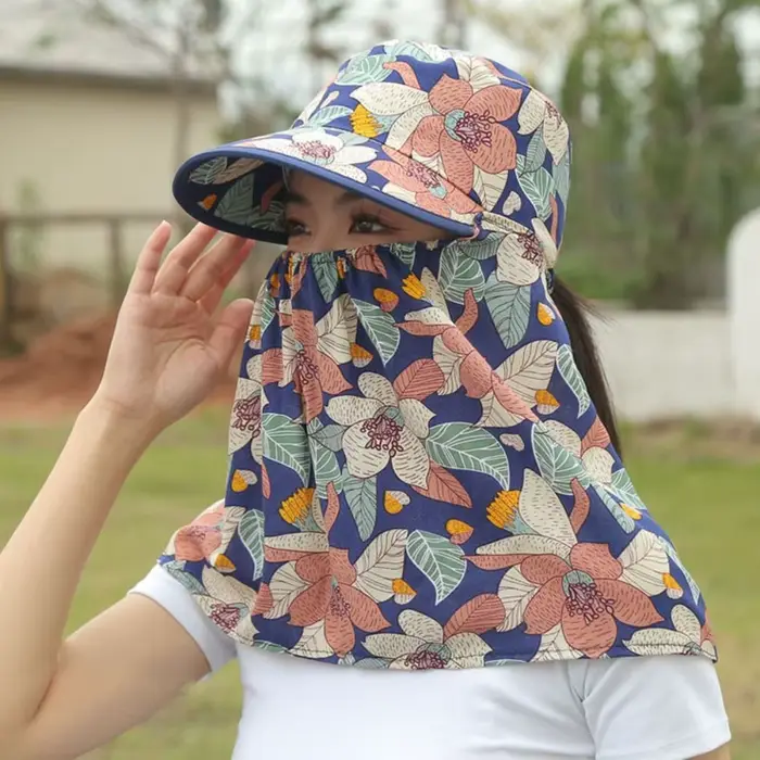 Chapeau de soleil floral pour femme avec masque de protection solaire intégré, idéal pour le travail