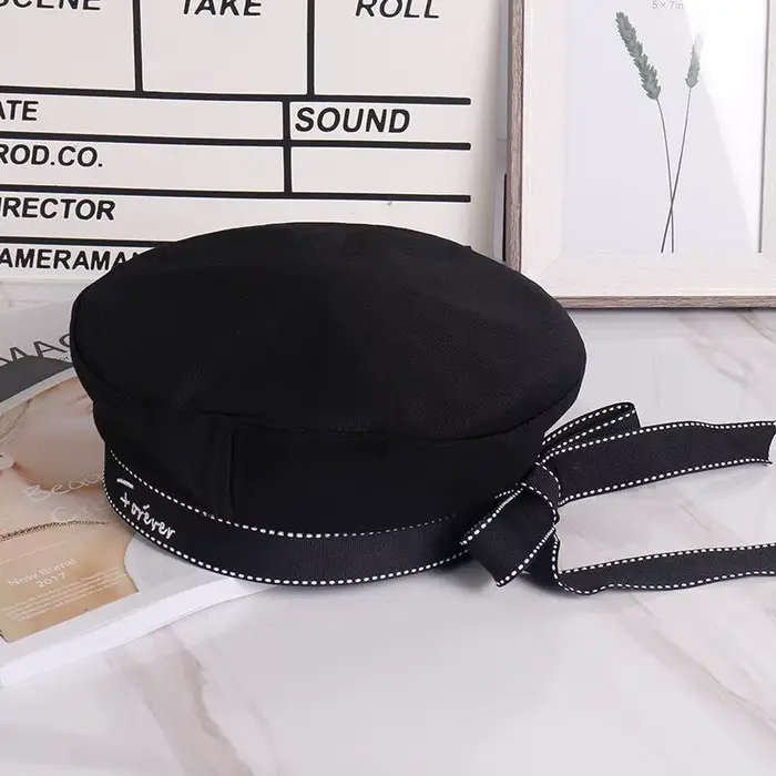 Chapeau de marin bleu marine mignon, bérets blancs d'uniforme pour femmes, broderie de lettres, nœud