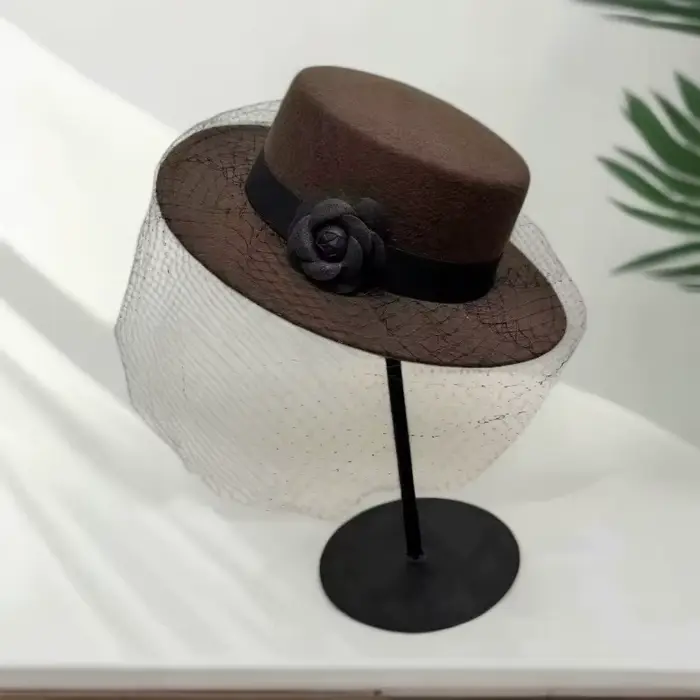 Hebe Style noir dentelle camélia chapeau élégant français noble à la mode plat haut-de-forme Chic casquette sans bride