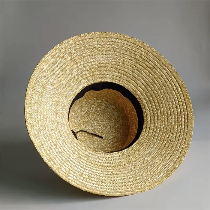 Chapeau d'été en paille