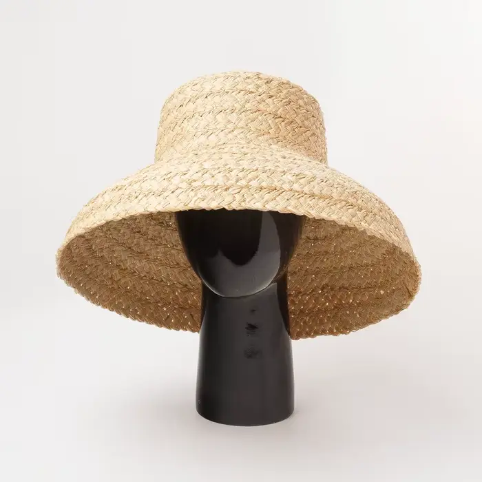 Chapeau de paille en raphia fait à la main pour femmes