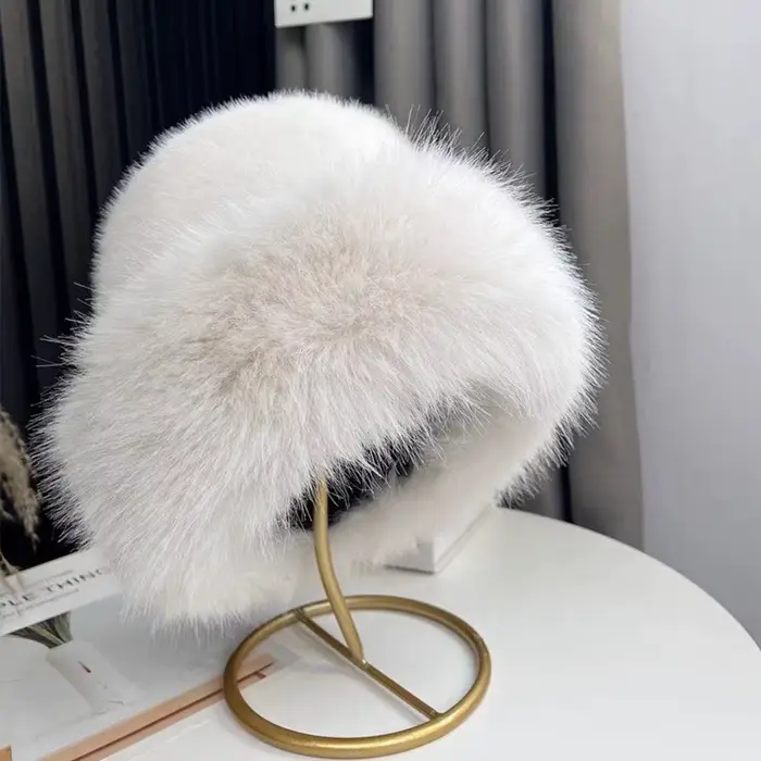 Chapeau de pêcheur en fourrure moelleuse pour femmes, casquette de Protection des oreilles en peluch