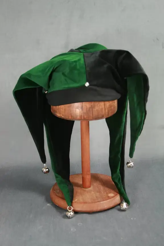 Nouveauté le moyen âge bouffon Cosplay chapeau médiéval Clown Cape cloches adulte Joker Halloween ca