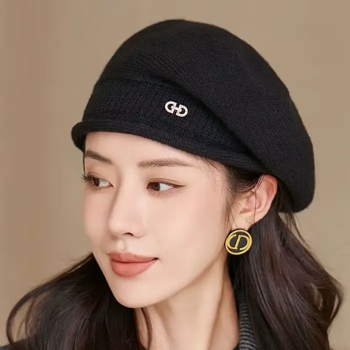 Béret tricoté tendance pour femme