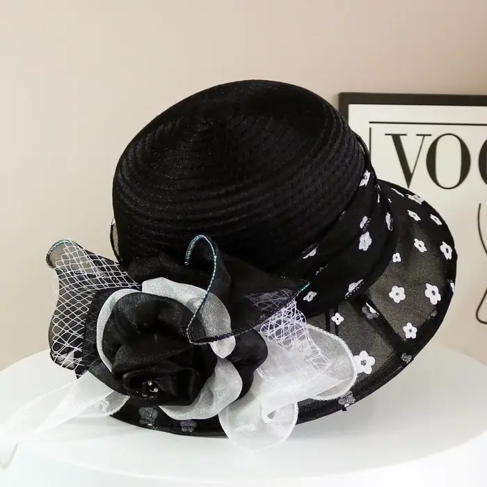 Chapeau de mode femmes
