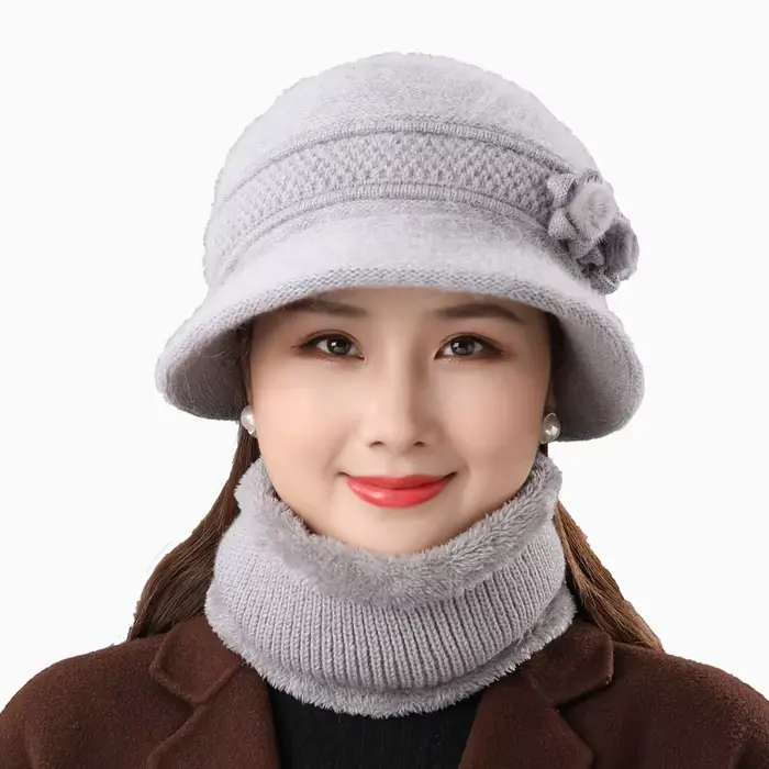 Chapeau chaud en cheveux de lapin pour mère âgée