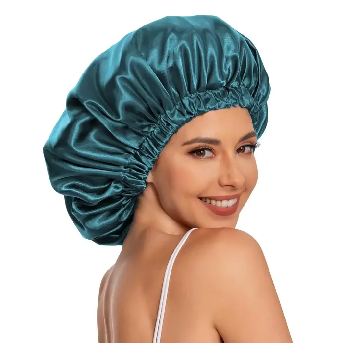 Bonnet en Satin