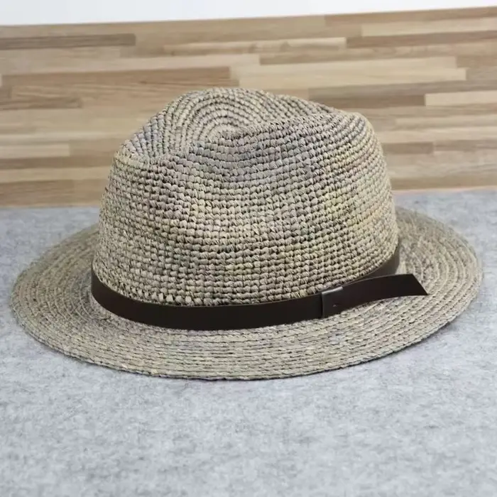 Chapeau de paille en raphia pour homme