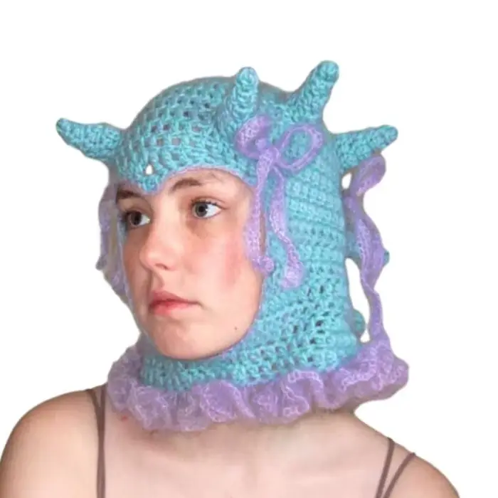 Bonnet tricoté en dentelle 39BB