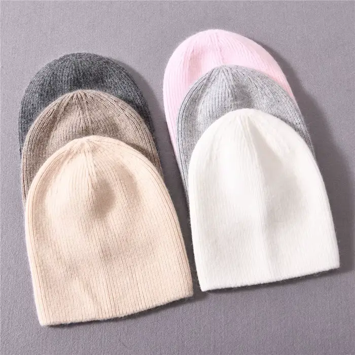Bonnet en Cachemire Unisexe pour Enfants, Chaud et Douillet, Style Sportif, Pompon Amovible, Parfait pour Hiver, Printemps et Automne