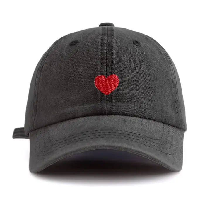 Casquette de baseball délavée brodée de cœur rouge pour adultes, chapeau de papa réglable et doux, s
