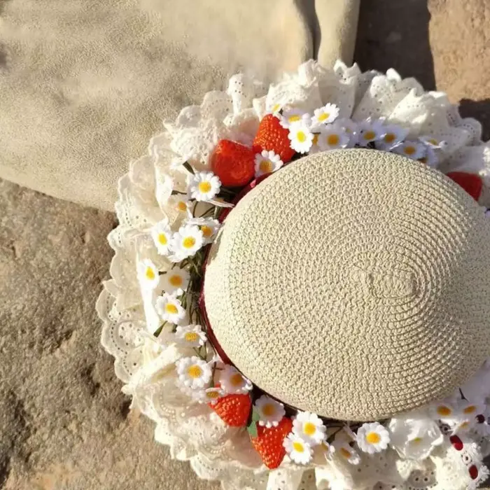 Chapeau paille à fraises pour femmes adolescentes