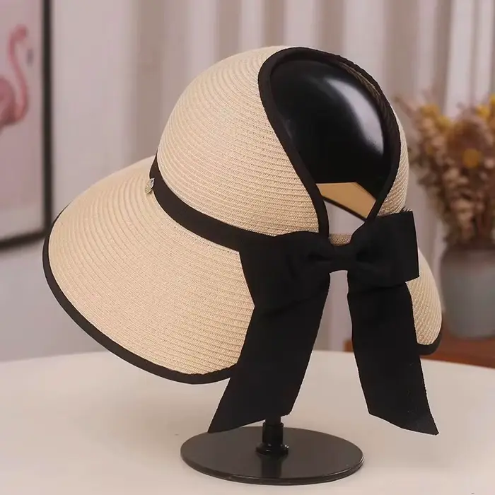 Chapeau de soleil pour femme à visière large en paille