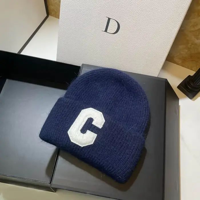 Mode C lettre lapin fourrure tricoté chapeau automne hiver garder au chaud bonnet pour l'extérieur épaissir