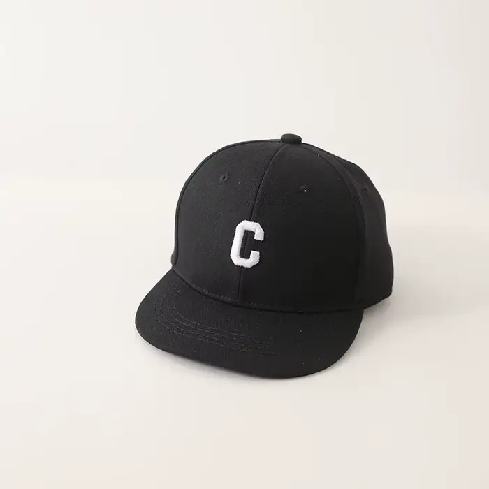 Casquette de baseball unisexe en coton et polyester avec visière plate et lettre C pour enfants de 1 à 6 ans pour les voyages et activités extérieures